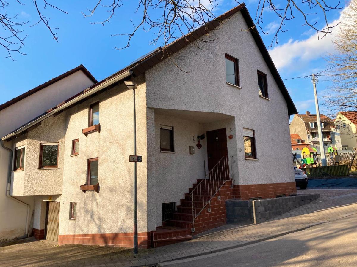 Apartments Rhona III Und IV Neunkirchen City Eksteriør bilde